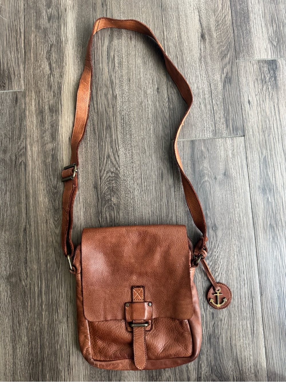 Talon Crossbody Bag
